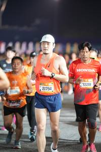BIB: 22102, 21794, 72201
                            <button type="button" onclick="openModal(19606339)" class="btn btn-primary btn-sm float-right btn-popup" data-toggle="modal" data-target=".modal-high-quality">
                        <i class="fas fa-shopping-cart"></i> Add to Cart
                    </button>
                                            <button type="button" onclick="isThisMe(19606339, true)" class="btn btn-success btn-sm float-right btn-popup btn-isme hidden" data-toggle="tooltip" data-placement="bottom" title="นี่คือรูปของคุณใช่ไหม คลิกที่นี่เพื่อเอาเข้าอัลบั้ม">
                        <i class="fas fa-plus"></i> Add to album
                    </button>
                    <button type="button" onclick="isThisMe(19606339, false)" class="btn btn-warning btn-sm float-right btn-popup btn-isnotme hidden">
                        <i class="fas fa-ban"></i> Remove from album
                    </button>